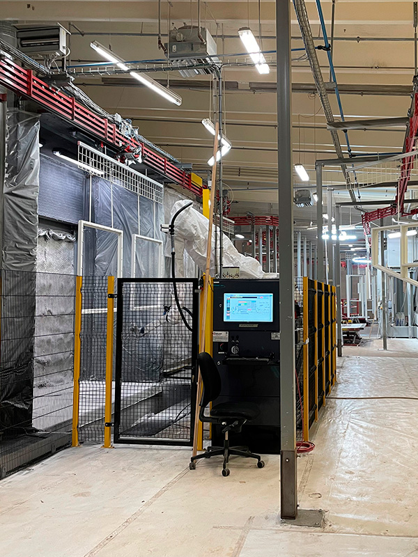 Malerroboten der kan male i alle farver.