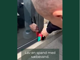 Billede fra videoen Rengøring af alu.